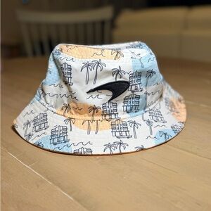 McLaren F1 White Bucket Hat with Blue & Peach ‘Miami’ Graphic Print